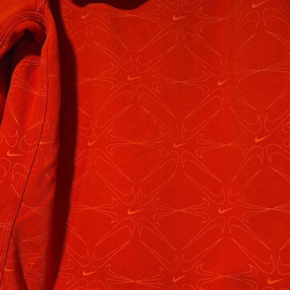 Nike Center Swoosh Check All Over Print Sweatshirt Hoodie Red Kids Large